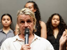 Nacho Abad desgrana el informe de la inspección de trabajo a Nacho Cano:  Estos son los detalles que le dan la razón al exmiembro de Mecano