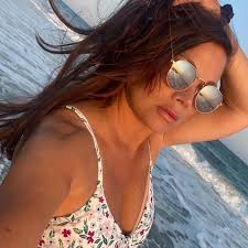 Beverly Kidd (@thebeverlykidd) • Instagram photos and videos