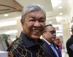 احمد زاهد بن حميدي ‎; My Case Not Dropped Just Postponed For Today Says Zahid Hamidi