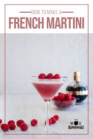 Classic Raspberry French Martini In 2020 Best Cocktail Recipes Mixed Drinks Recipes French Martini