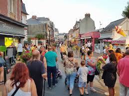 Cabourg is in calvados in lower normandy. Cabourg Le Port Du Masque Obligatoire Dans Plusieurs Rues Du Centre Ville