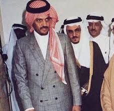 .دفـ،ـنه، كشف الأمير تركي الفيصل رئيس الاستخبا رات السعودية الأسبق، عن السبب كما أشار الأمير تركي إلى أنه طلب من، الملا عمر، القائد الأعلى والزعيم الروحي الأسبق لحركة. Ø³Ø¹ÙˆØ¯ Ø§Ù„ÙÙŠØµÙ„ ÙˆØ®Ù„ÙÙ‡ Ø§Ø®ÙŠÙ‡ ØªØ±ÙƒÙŠ Ø§Ù„ÙÙŠØµÙ„ Cute Friend Pictures Saudi Men Quotes For Book Lovers
