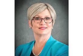 SFCC president announces resignation