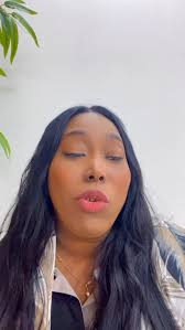 Hoy haz cómo el salmista David que en tu peor momento alaba al que todo te  lo dio🙏🏼 No importando lo que hayas tenido que pasar, en el momento de tu  aflicción clama a tu Dios 🥺🙏🏼