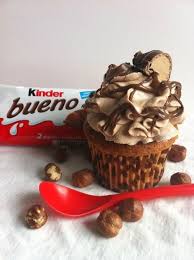 Cupcake Kinder Bueno Nomnomnom Baking Sweets Cupcake Recipes Cupcake Cakes