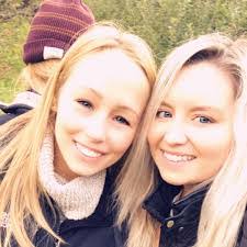 Lily Larkin's Instagram, Twitter & Facebook