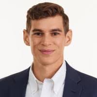 Peggy Flannery's Instagram, Twitter & Facebook