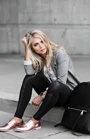 We did not find results for: 1001 Visions Chic Pour Apprendre Comment Porter Des Derbies