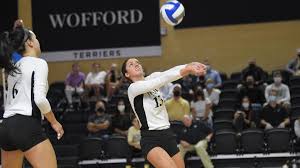 Volleyball Slips in Regular-Season Finale at Chattanooga
