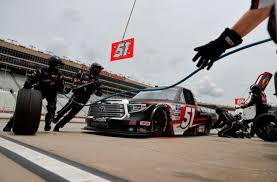 4 truck during the 2018 season, the mount that jones and bell drove to championships before moving up the nascar ladder. Nascar Kyle Busch Sees Multiple Impressive Streaks End At Atlanta