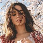 Erin Darrow's Instagram, Twitter & Facebook