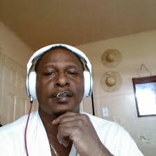 Dwayne Agnew (@AgnewDwayne)