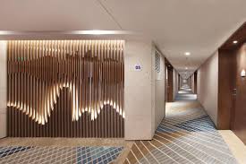 At the express by holiday inn hotel berlin city centre perfectly located at the tempodrom and just 10 minutes walking distance from the new center of berlin, the famous potsdamer platz and the sony center. Holiday Inn Express Guilin City Center An Ihg Hotel Guilin Aktualisierte Preise Fur 2021