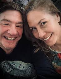 American Airlines Customer Service Helps with Dead and Company Tour