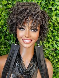 Rochelle Hampton's Instagram, Twitter & Facebook