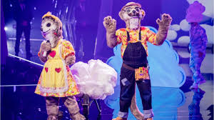 The season was won by actor/comedian wayne brady as fox, with singer chris daughtry finishing second as rottweiler, and singer/talk show host adrienne bailon placing third as flamingo. Masked Singer Auftakt Alle Wichtigen Infos Zur Vierten Staffel Waz De