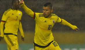 Mainly a striker, he can also play as a winger. Copa America Cucho Hernandez Reclama A Reinaldo Rueda Su Ausencia Antena 2