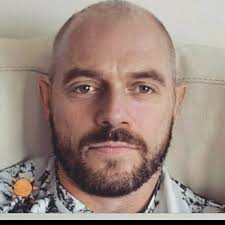 Singer/Songwriter Marcus Kerr