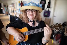 Hello I'm new to the ukulele community. My Uke will be here at Christmas. I  live in New Port Richey. I have never played before but I'm an anxious  learner. Any advise