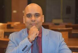 Online >> SALALMista wins ALA's I Love My Librarian Award