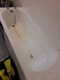 With water, scrub the tub area with the etching powder added in the kit to remove the light from the site. Easy Cheap How To Re Enamel A Bath Guide Uk Blog Post Budget Diy Hut
