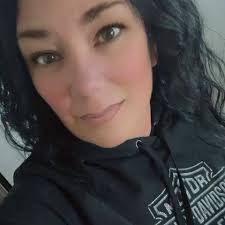 Today's featured sunrise photo was taken by Tina Hilt in Fallsburg. Thank  you for sharing this beautiful sunrise. #ohwx