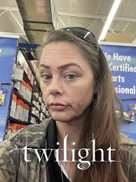 Paige Downs's Instagram, Twitter & Facebook