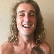 Kyle Arend (@grizzlyhammers)