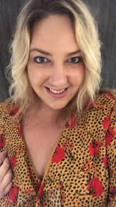 Cheryl Dickson-Lindsay (@chezneyd83)