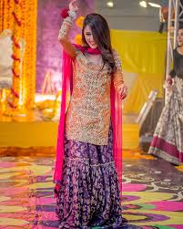 Bridal Inspiration From Real Pakistani Brides Shaadiwish Mehendi Outfits Pakistani Dress Design Bridal Dress Design