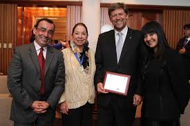 Rinden homenaje póstumo al urólogo colombiano Jorge Cavelier Gaviria