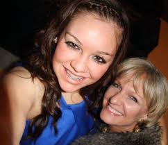 Mother consoles driver in crash that took her daughter