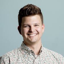 Brian Gainey (@thetrendyphotog)