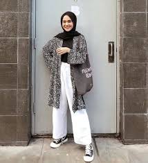 Mix and match baju lebaran warna putih youtube. Inspirasi Ootd Hitam Putih Casual Untuk Tampil Stylish Blog Unik