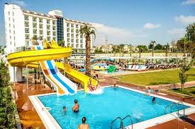 Çocuk dostu oteller veya aile otelleri, yetişkin otellerine nazaran çok farklı olmamakla birlikte çocuklar için ince ayrıntılar içeriyor. Her Sey Dahil Oteller Ve Indirimli Her Sey Dahil Otel Fiyatlari
