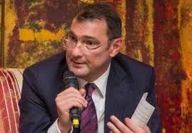 Radio Top la 30 de ani: Daniel Apostol: Suceava, asculți? Suceava, ascultă! 