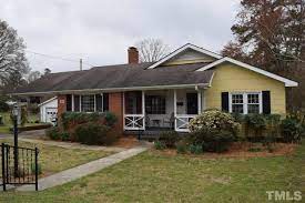 463 East Main Street Clayton Nc For Sale Trulia Com House Styles Real Estate House Search