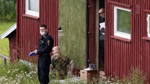 The two attacks killed 77 people. Anschlage In Norwegen Anders Behring Breivik Der Nette Nachbar Politik Sz De