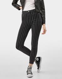 Bershka Black Cargo Pants With Chain Striped High Rise Jeggings In 2020 Bershka Outfit Skinny Trousers Striped Jeans