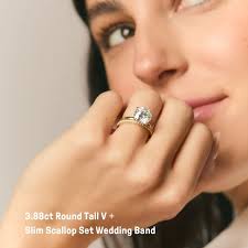 Most Beautiful Big Beautiful Engagement Rings 18ct Yellow Gold Round  Diamond Engagement Ring Daffney Crt