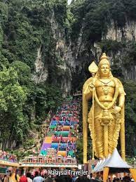 The entrance gate can be easily found just across the jln lingkaran tengah flyover before reaching the divine life. Batu Caves One Of Malaysia S Top Tourist Attractions