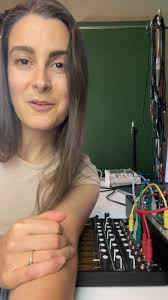 How Chris combines photography & modular synths to form a truly unique  interdisciplinary creative practice. To join the waitlist for the next  round of Learning Sound and Synthesis, click here:  https://www.soundandsynthesis.com/waitlist --