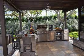 Diy patio floor ideas & step by step tutorials! Outdoor Kitchen And Pergola Project In South Florida Klassisch Patio Miami Von Luxapatio Houzz