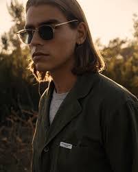 Joe Beckley's Instagram, Twitter & Facebook