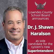 Shawn Harrelson's Instagram, Twitter & Facebook