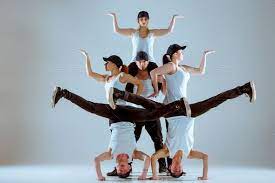 Group Of Men And Women Dancing Hip Hop Choreography Hip Hop Dance Dance Poses Dance Photography Poses