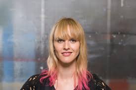 Sie wurde als „jack aichinger in der lindenstraße bekannt. Cosima Viola Zimbio