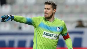 İftar sonrasında ofton i̇nşaat ile bb erzurumspor arasında 500 bin tl'lik forma sponsorluğu imzalandı. Konyaspor Ibrahim Sehic Transferini Bitiriyor Fotomac