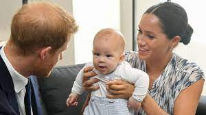 But harry and meghan spent most of the discussion trying to give their side of many of the tabloid stories that have circulated about them since they got together. Harry E Meghan Se La Ragione Dell Addio Fosse Archie Verissimo Mediaset Infinity