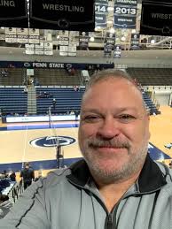 BADGER VOLLEYBALL IS BACK ❤️ and the Wisconsin women are ALREADY winning —  taking down Notre Dame 3-1 in an exhibition match 🏆 Seniors Carter Booth  and (transfer) Mimi Colyer looked strong;